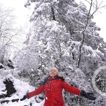 雨夹雪天气影响，出行及农产需谨慎，防范保暖措施需到位。