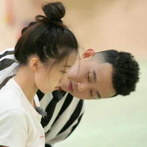 全球猛男歌手及经典歌曲盘点，前十名排行及影响全球音乐产业的力量