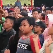 轻松阅读搞笑新闻头条，快乐无处不在！最新鲜娱乐新闻为您呈现