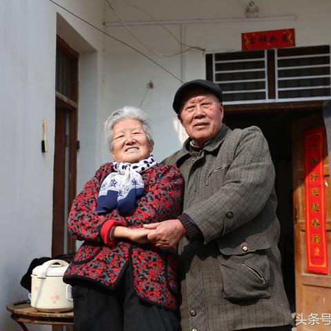点击新闻到自己头条，新闻头条是哪个软件老是自动跳出来