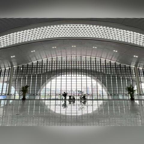 杭绍台高铁客流量稳步增长，区域交通作用显著