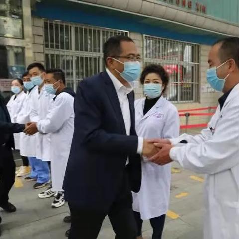北川万达品质卧室出租，户型多样，配套齐全，价格合理