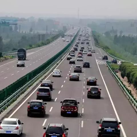 洛阳停车泊位政策调整，优化布局、智能停车，市民需关注通知合理规划停车需求。
